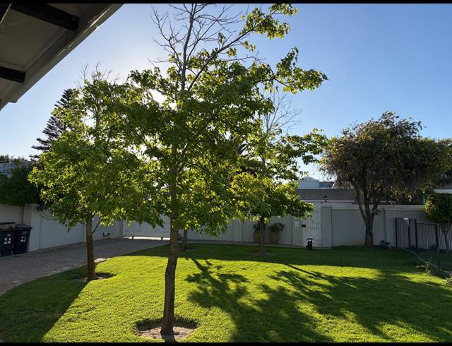 4 BEDROOM HOUSE FOR SALE IN FLAMINGO VLEI